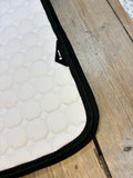 Custom | Equiline Octagon Zadeldek Wit Groen