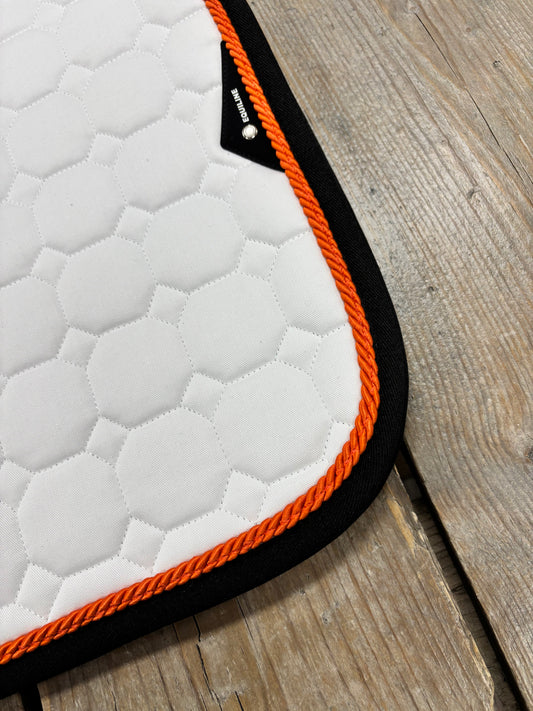 Custom | Equiline Octagon Zadeldek Wit Oranje