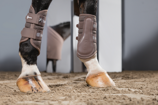 Eskadron Beenbeschermers Dynamic Taupe